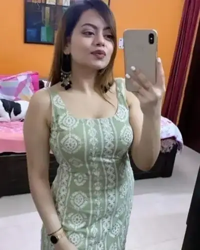 Call Girl in Valarpuram